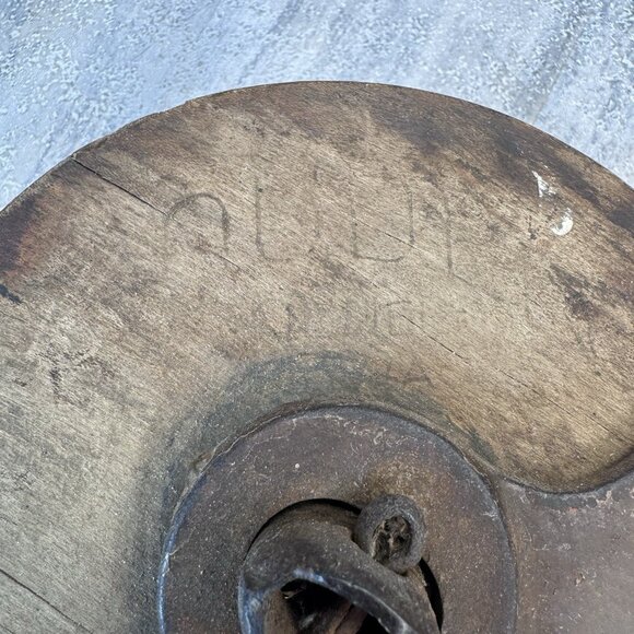 Ant. Louden K288 Cast Iron and Wood Hay Trolley Barn Pulley Rustic Primitive VTG - Picture 5 of 5